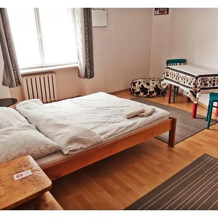 Auberge de jeunesse Bemma - Ozonowane Pokoje *